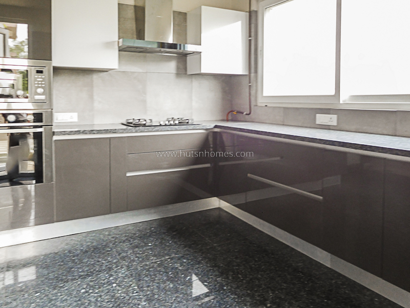 3 BHK Flat For Rent in Safdarjung Enclave