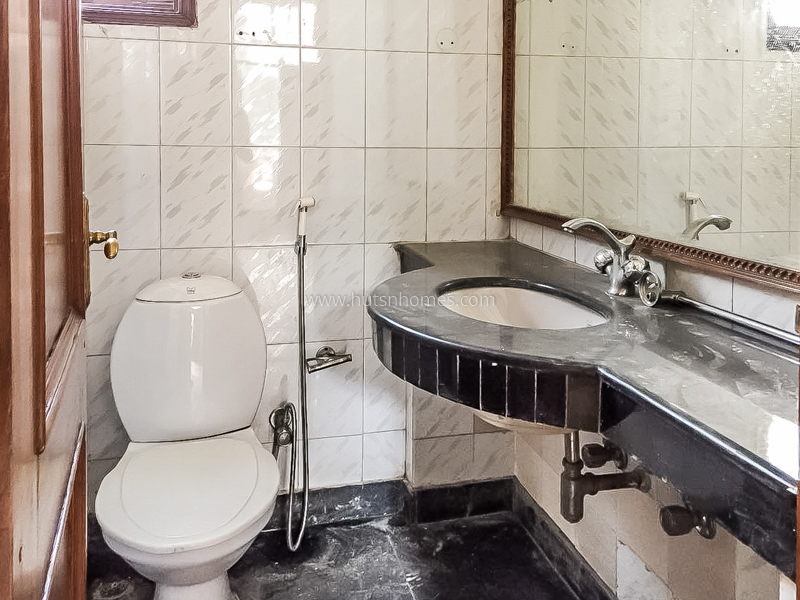 5 BHK Flat For Rent in Sarvodaya Enclave