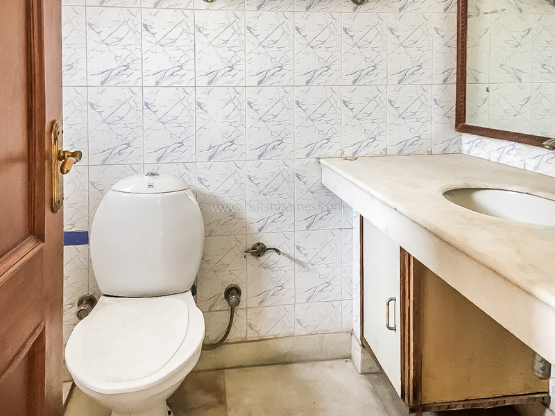 5 BHK Flat For Rent in Sarvodaya Enclave