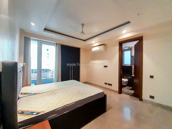 4 BHK Flat For Rent in Vasant Vihar