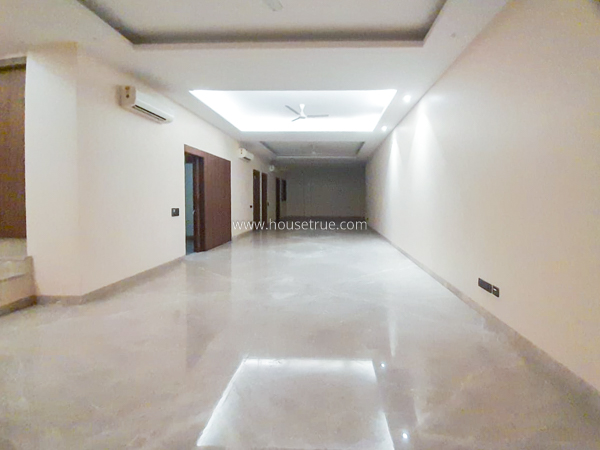 4 BHK Flat For Rent in Vasant Vihar