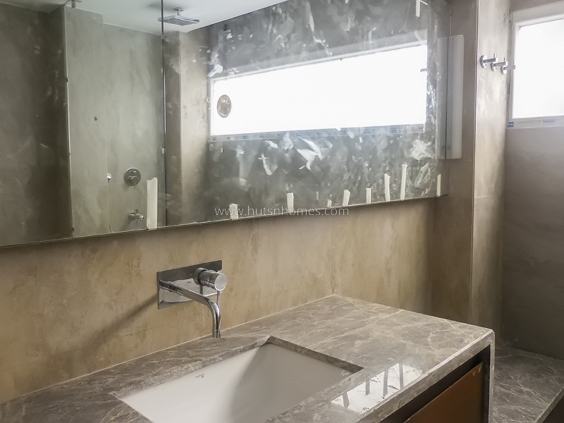 4 BHK Builder Floor For Rent in Vasant Vihar