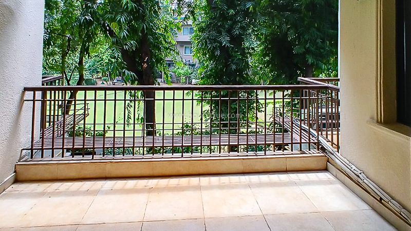 4 BHK Flat For Rent in West End Colony