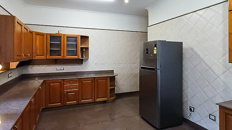 4 BHK Flat For Rent in West End Colony