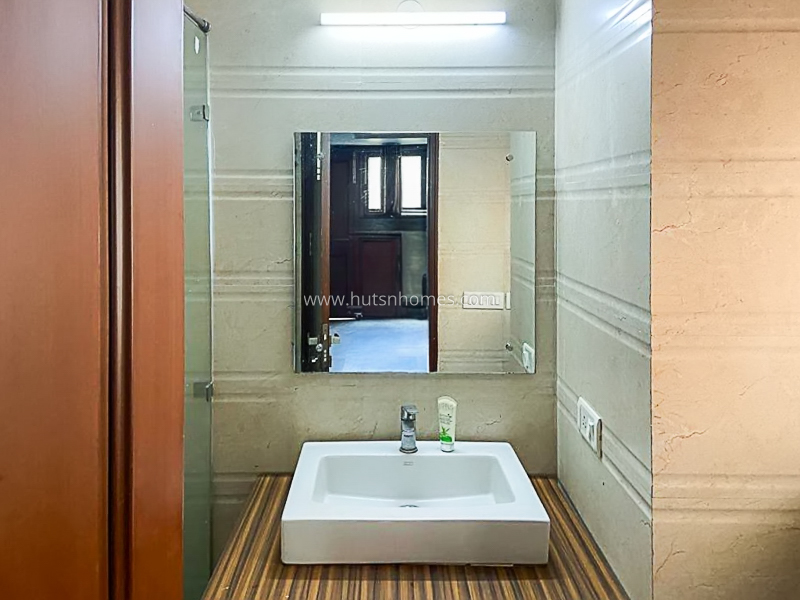 4 BHK Builder Floor For Rent in Safdarjung Enclave