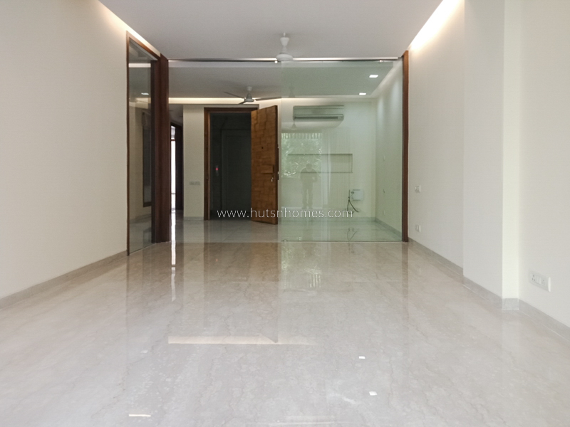 3 BHK Flat For Rent in Vasant Vihar