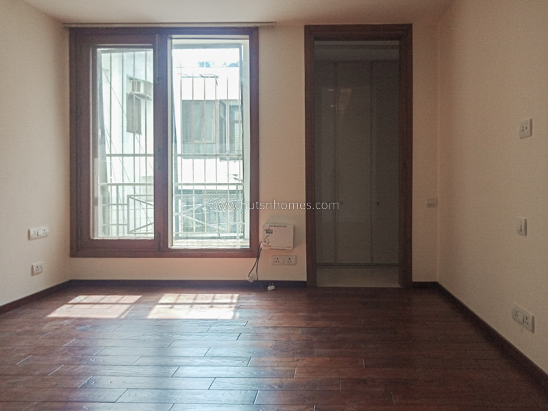 3 BHK Flat For Rent in Vasant Vihar