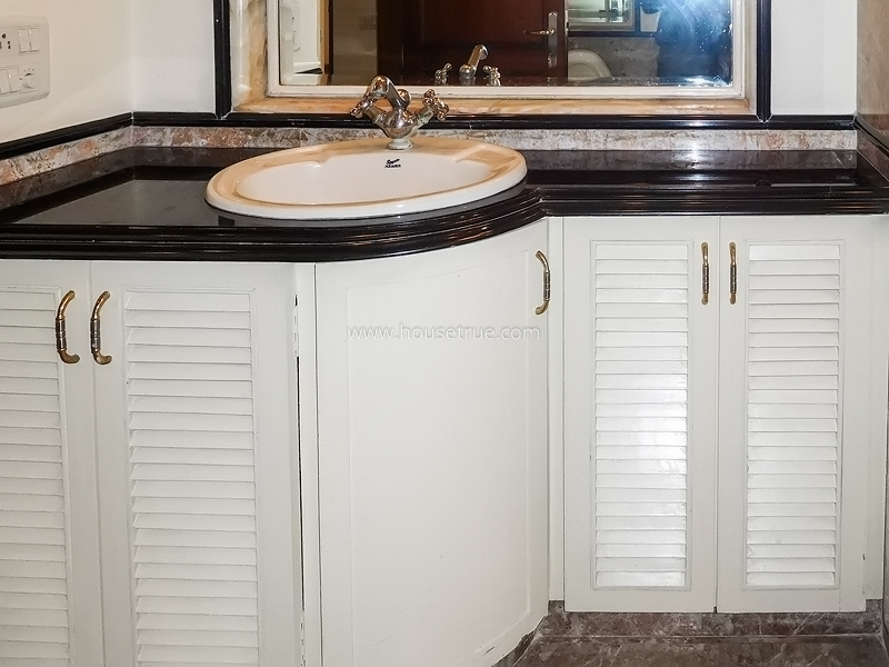 3 BHK Flat For Rent in Anand Niketan