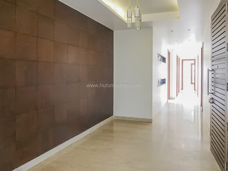 5 BHK Flat For Rent in Greater Kailash Part 1