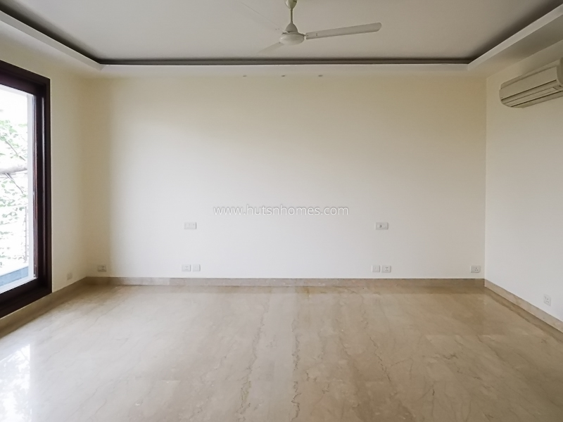 5 BHK Flat For Rent in Greater Kailash Part 1