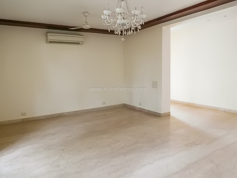 5 BHK Flat For Rent in Greater Kailash Part 1
