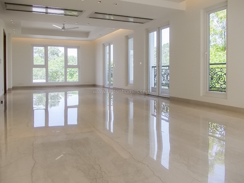 4 BHK Flat For Rent in Vasant Vihar