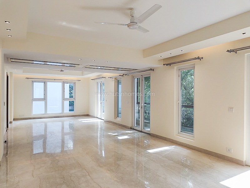4 BHK Flat For Rent in Vasant Vihar