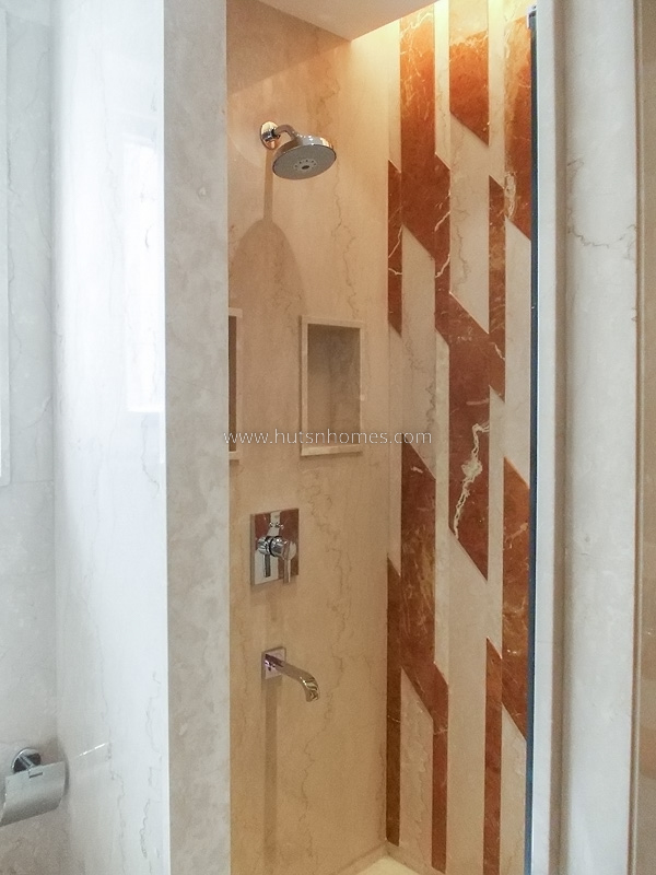 4 BHK Flat For Rent in Vasant Vihar