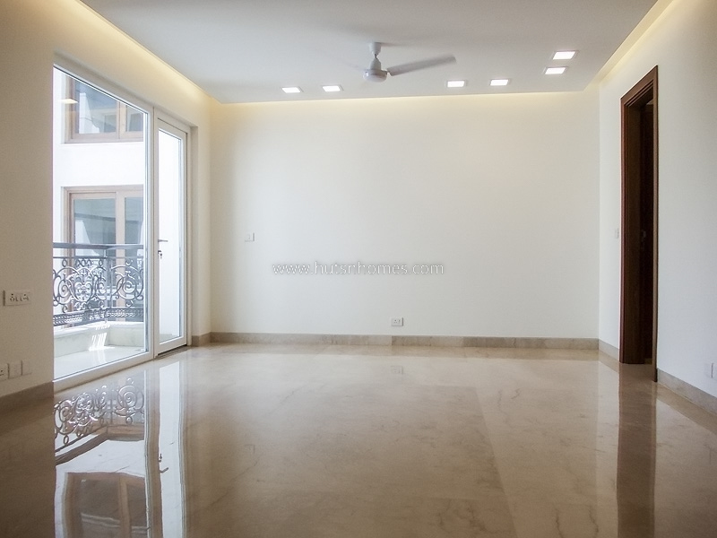 4 BHK Flat For Rent in Vasant Vihar