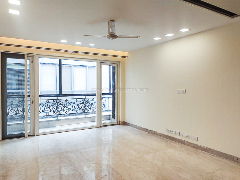 4 BHK Flat For Rent in Vasant Vihar