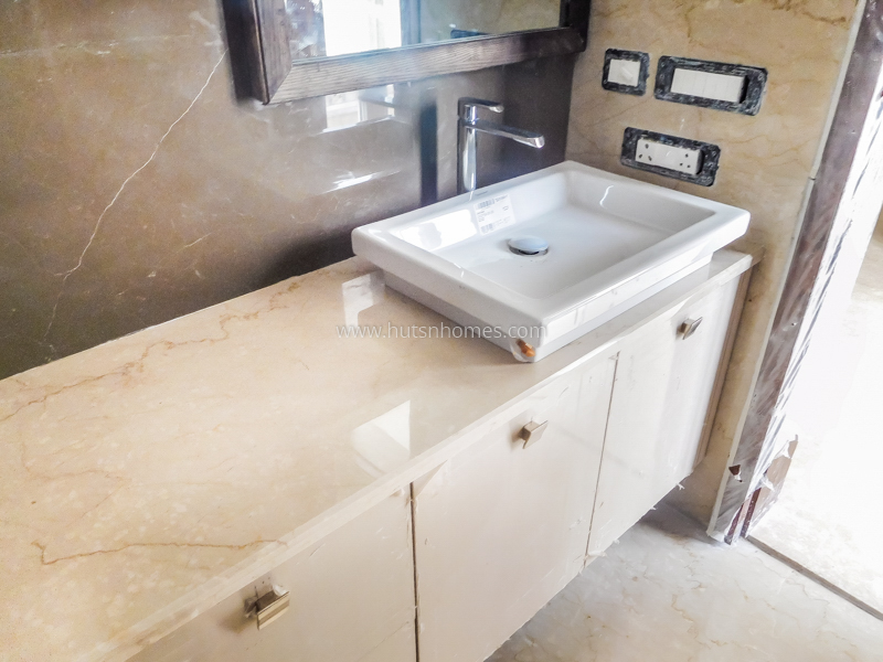 4 BHK Builder Floor For Rent in Vasant Vihar