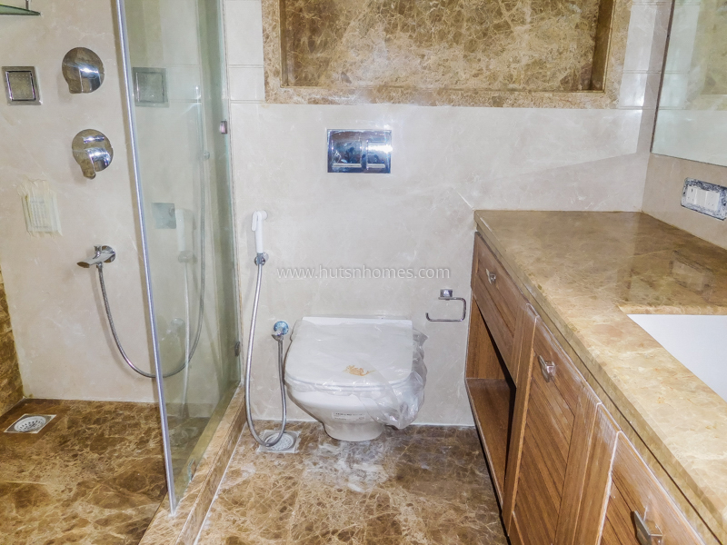 4 BHK Builder Floor For Rent in Vasant Vihar