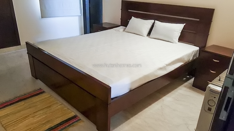 4 BHK Flat For Rent in Vasant Vihar