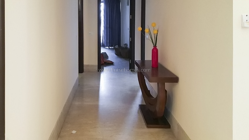 4 BHK Flat For Rent in Vasant Vihar