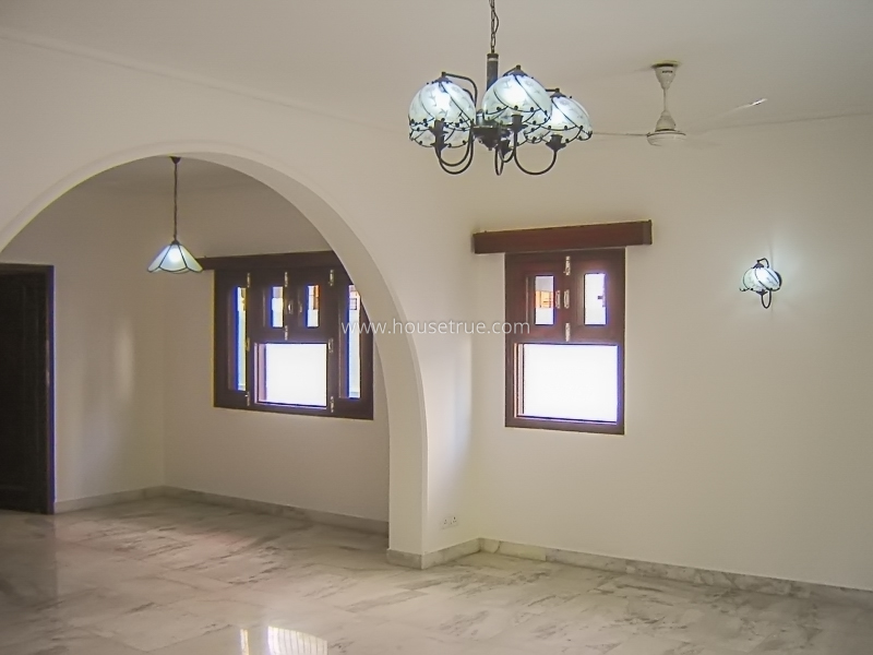 4 BHK Flat For Rent in Vasant Vihar