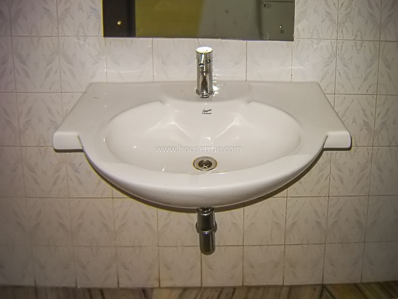 4 BHK Flat For Rent in Vasant Vihar