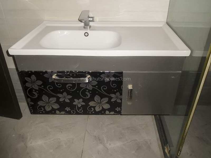 3 BHK Flat For Rent in Vasant Vihar