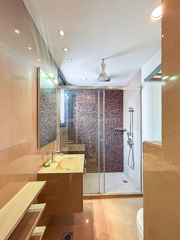 4 BHK Builder Floor For Rent in Vasant Vihar