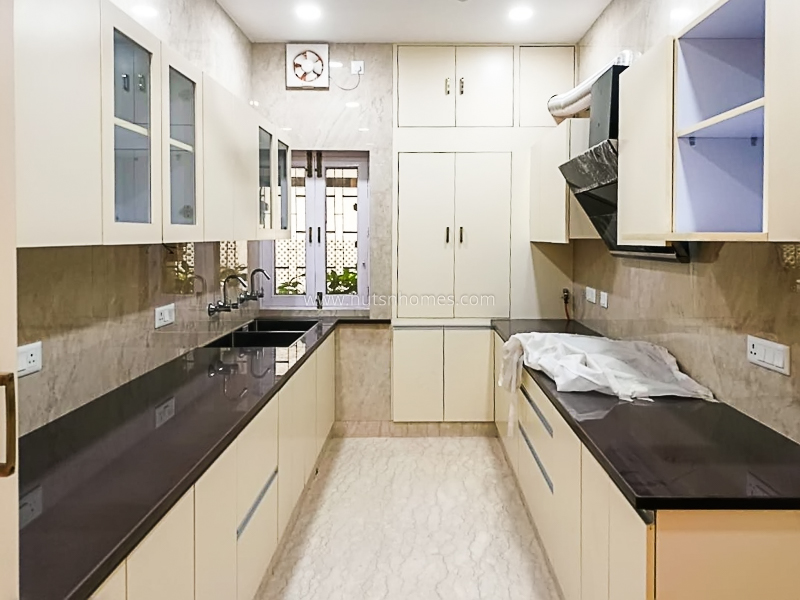 3 BHK Flat For Rent in Vasant Vihar