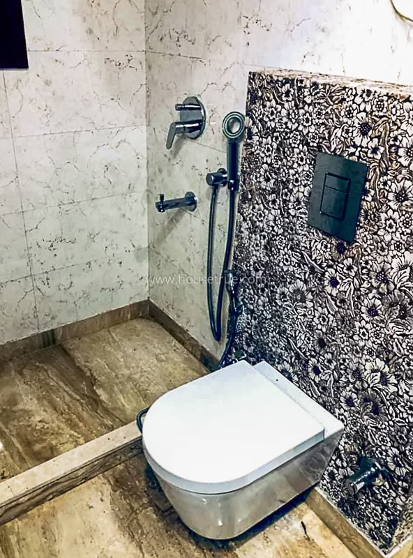 3 BHK Flat For Rent in Greater Kailash Enclave 1