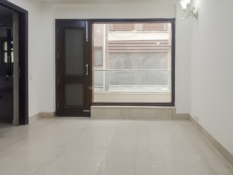 4 BHK Duplex For Rent in Vasant Vihar