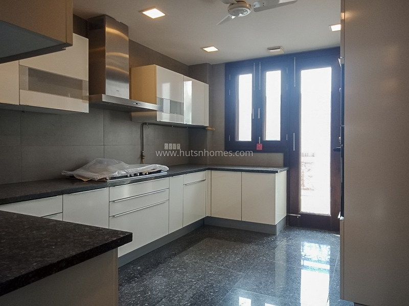 4 BHK Builder Floor For Rent in Vasant Vihar