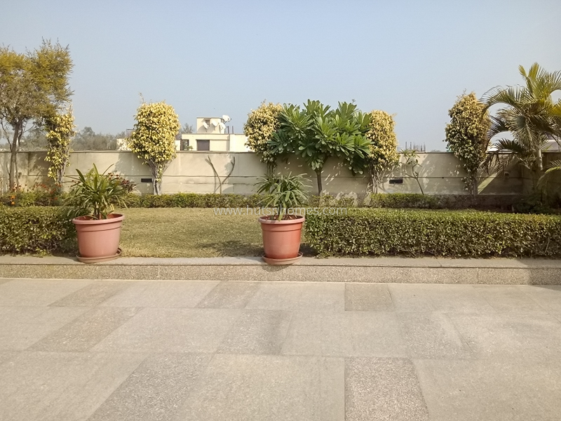 4 BHK Builder Floor For Rent in Vasant Vihar