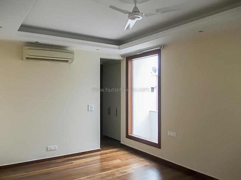 4 BHK Builder Floor For Rent in Safdarjung Development Area