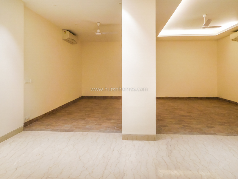 4 BHK Flat For Rent in Vasant Vihar