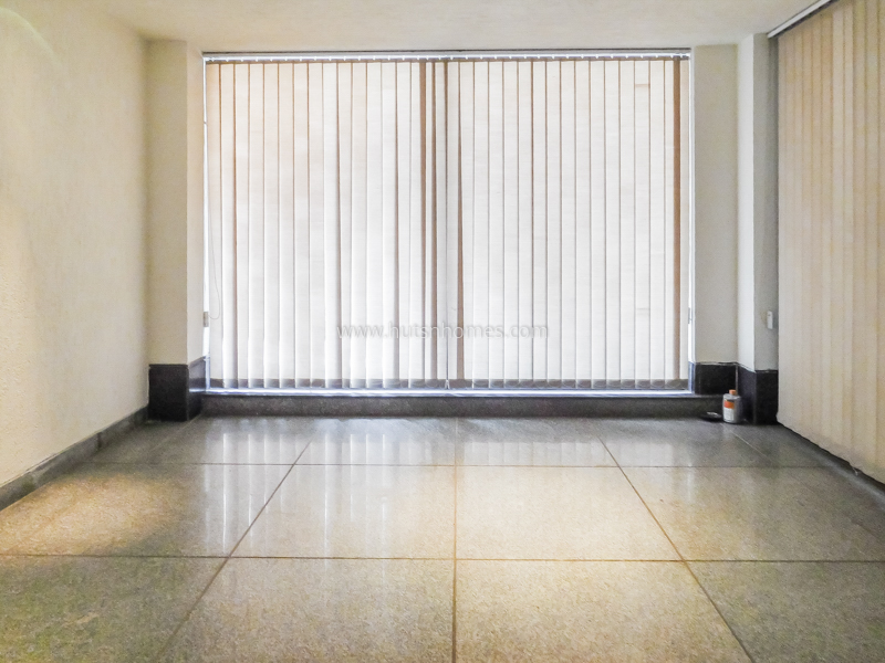 4 BHK Flat For Rent in Vasant Vihar