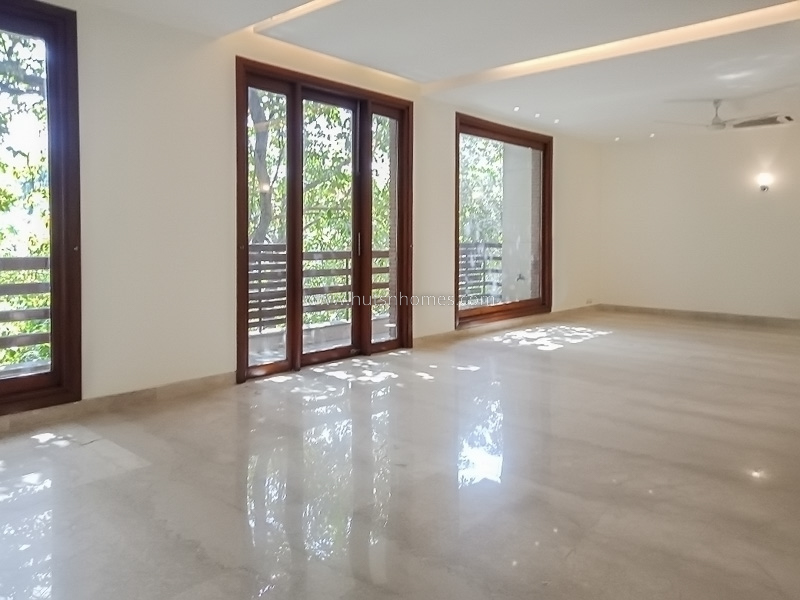 4 BHK Flat For Rent in Vasant Vihar