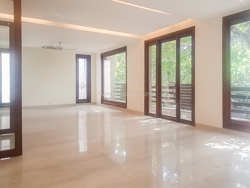 4 BHK Flat For Rent in Vasant Vihar