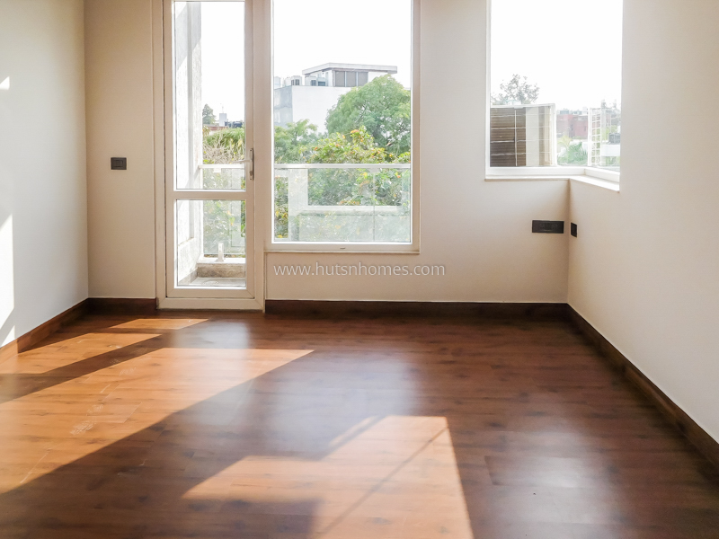 4 BHK Builder Floor For Rent in Safdarjung Development Area