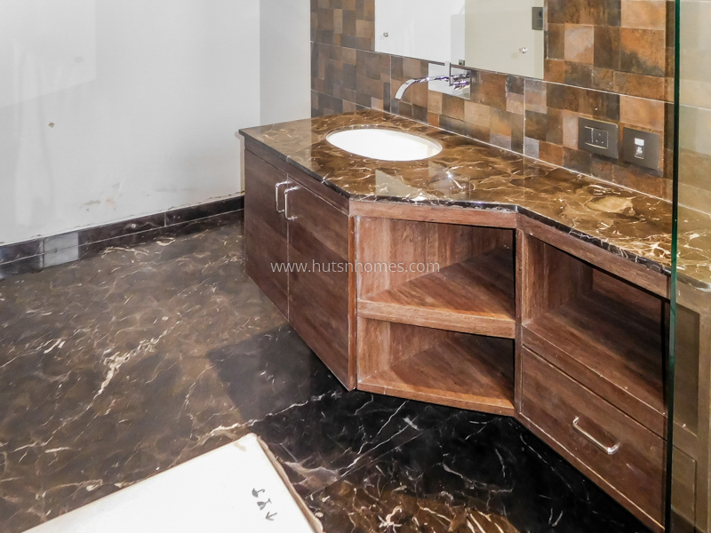 4 BHK Builder Floor For Rent in Safdarjung Development Area