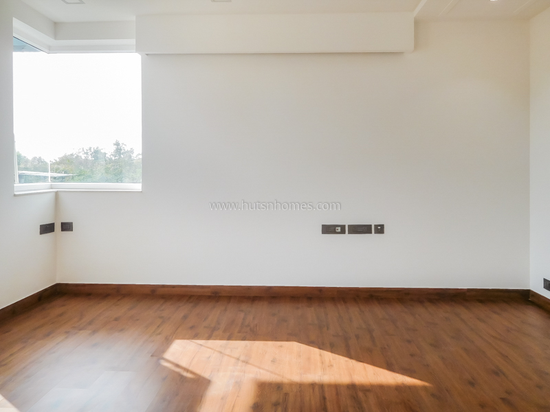 4 BHK Builder Floor For Rent in Safdarjung Development Area