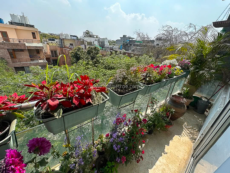4 BHK Flat For Rent in Safdarjung Development Area