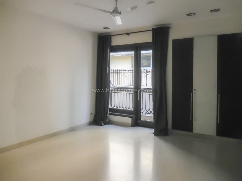 4 BHK Flat For Rent in Vasant Vihar
