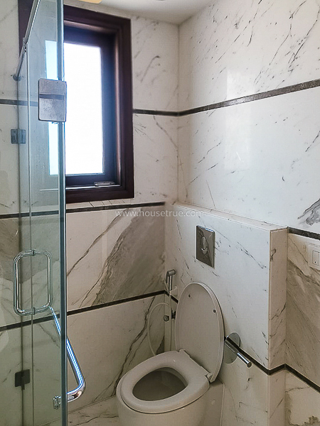 4 BHK Flat For Rent in Vasant Vihar