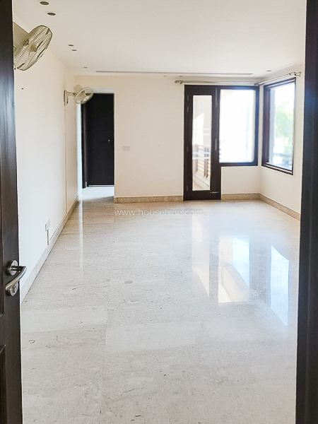 4 BHK Flat For Rent in Vasant Vihar