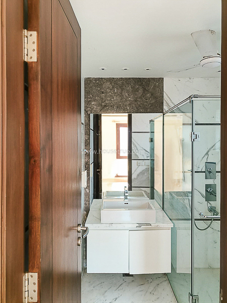 4 BHK Flat For Rent in Vasant Vihar