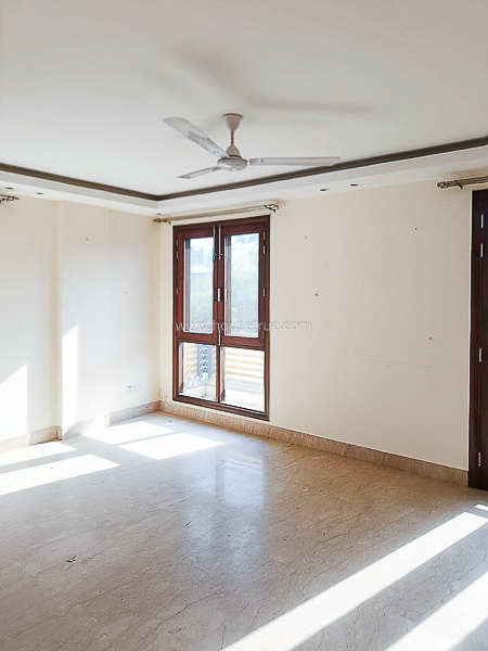 4 BHK Flat For Rent in Vasant Vihar