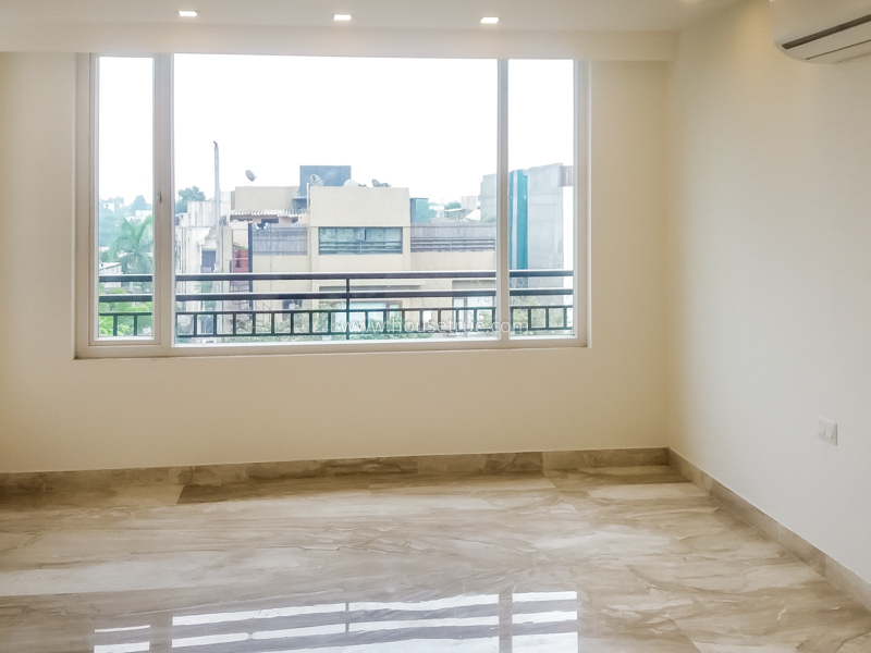 5 BHK Duplex For Rent in Anand Niketan