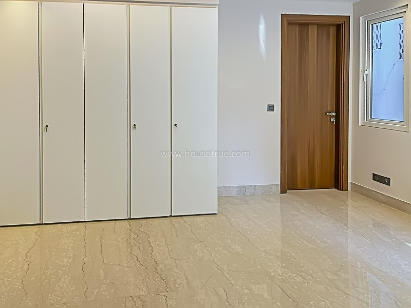 4 BHK Flat For Rent in Green Park Extension