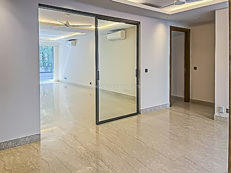 4 BHK Flat For Rent in Green Park Extension